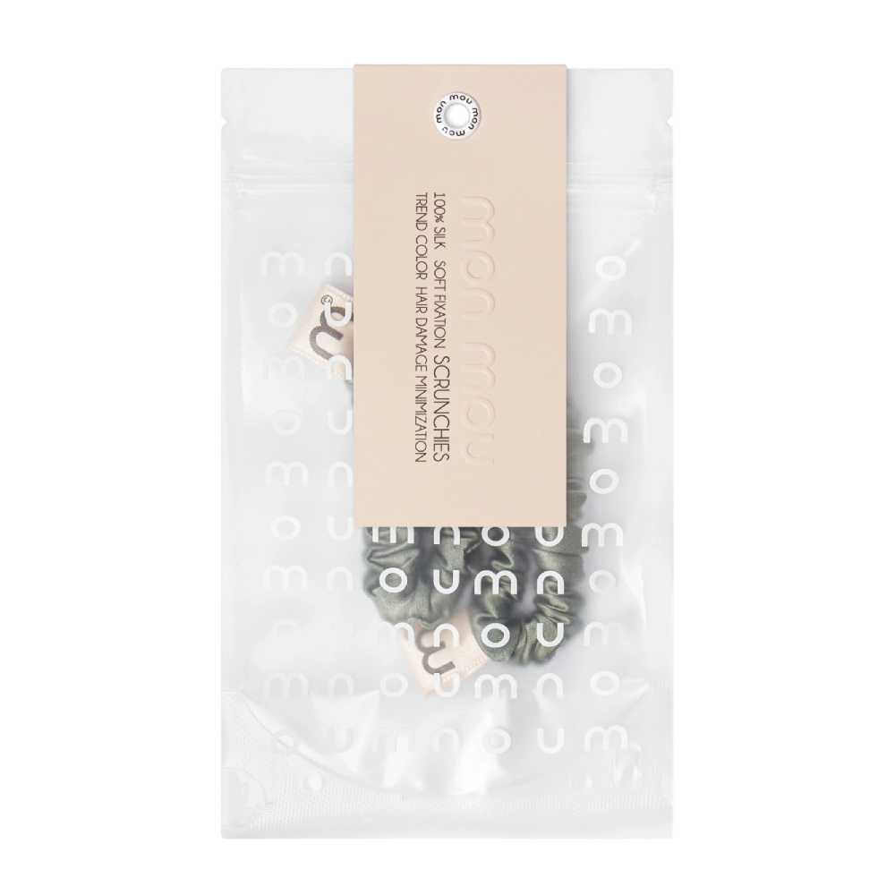 MON MOU Silk Mini Slim Scrunchie Set Olive 2шт - Набір тонких шовкових міні-резинок (оливковий) - фото №1 MON MOU Silk Mini Slim Scrunchie Set Olive 2шт - Набір тонких шовкових міні-резинок (оливковий) - фото №1